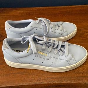 Women’s Adidas Sleek Sneakers Light Blue